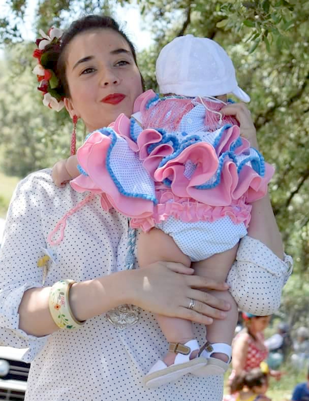 Traje de flamenca de bebé blanco con lunares turquesa